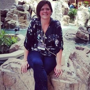 Meet your Posher, Rachel